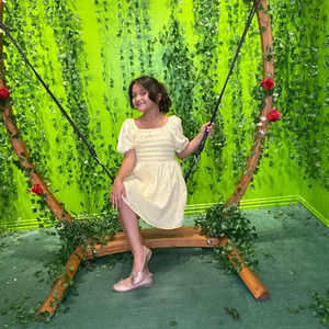 Meet your Posher, April